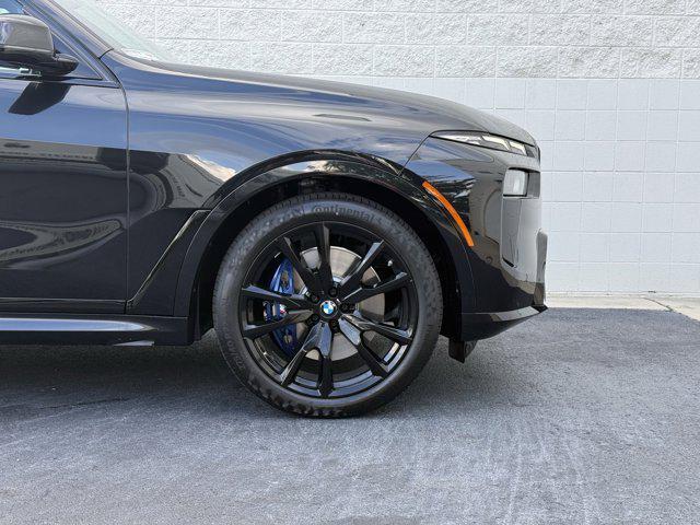 new 2026 BMW X7 car, priced at $101,185