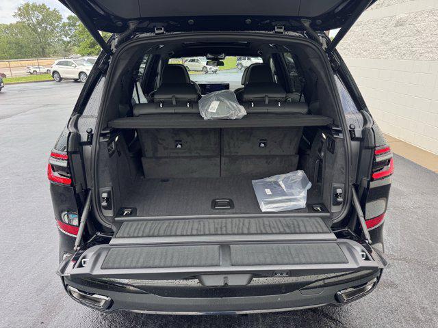 new 2026 BMW X7 car, priced at $98,175