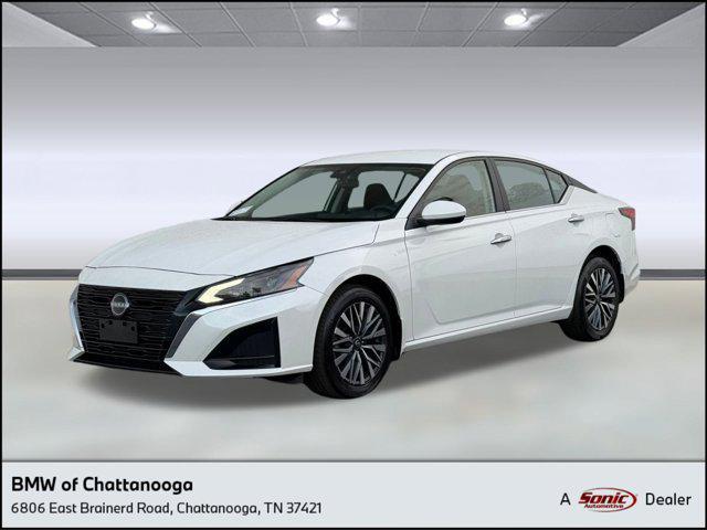 used 2023 Nissan Altima car, priced at $21,999