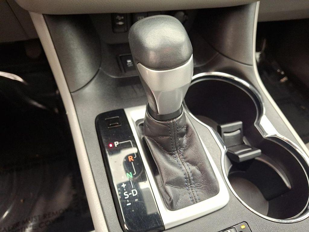 used 2018 Toyota Highlander car, priced at $28,991