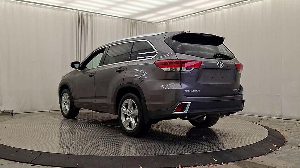 used 2018 Toyota Highlander car, priced at $28,991