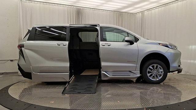 used 2024 Toyota Sienna car, priced at $90,230