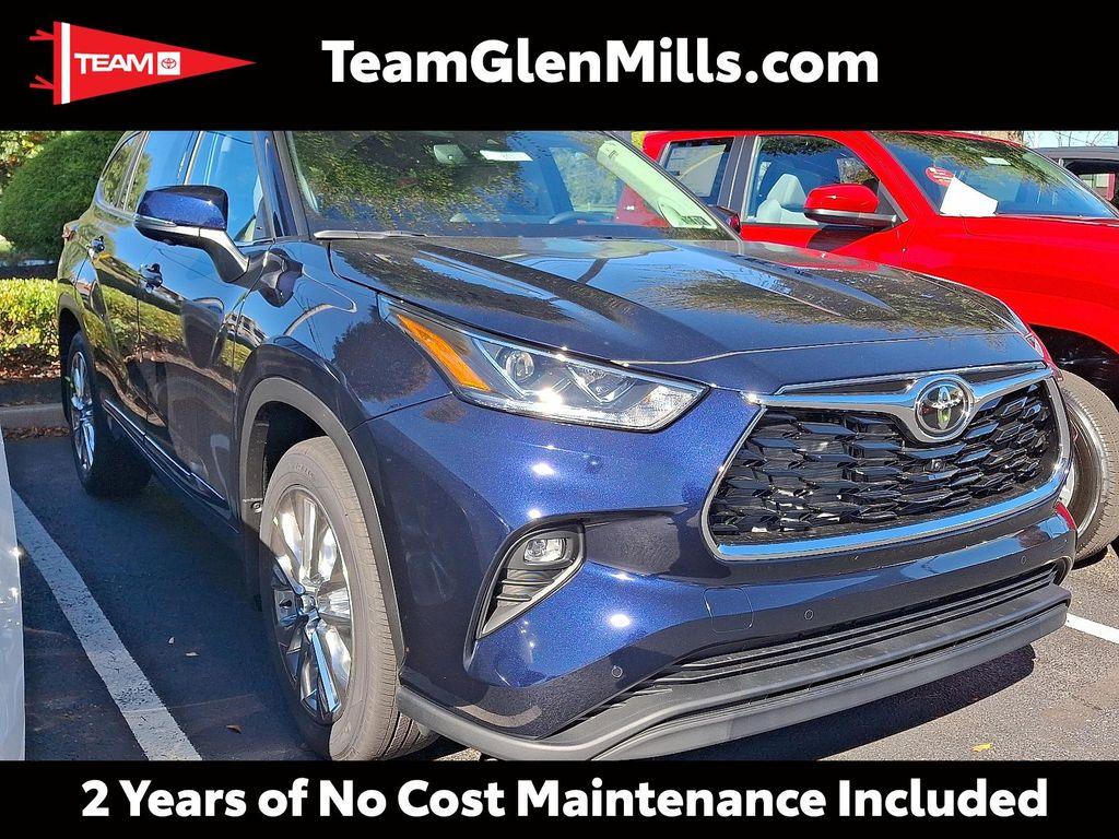 new 2025 Toyota Highlander car, priced at $53,008