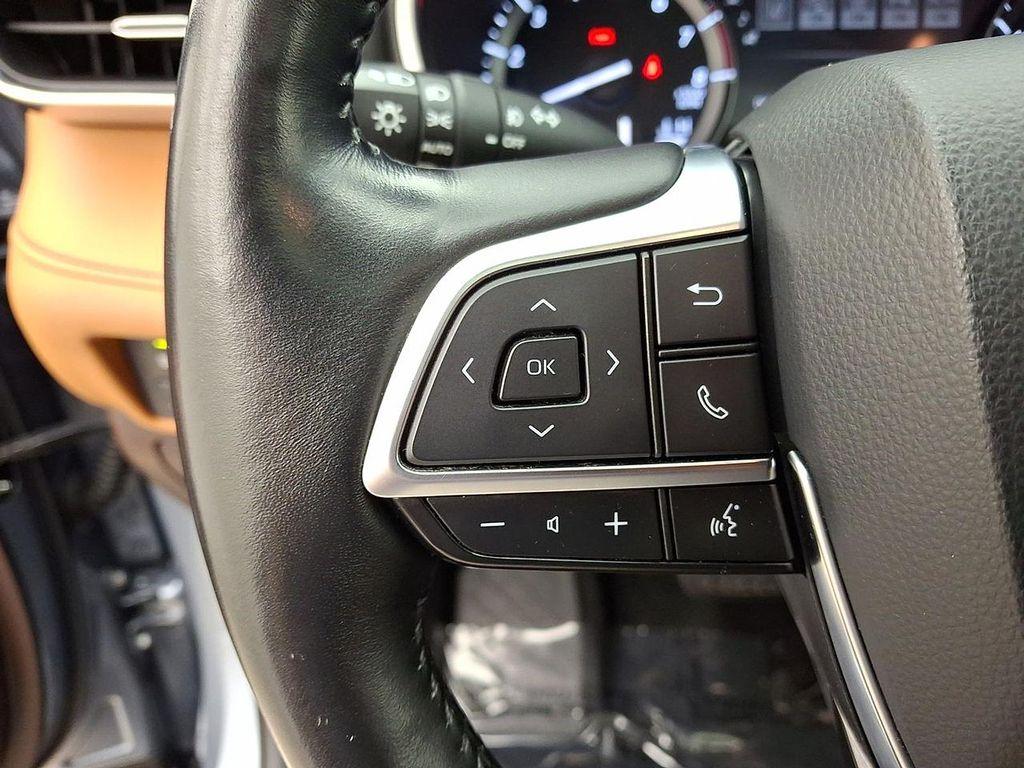 used 2020 Toyota Highlander car, priced at $33,993