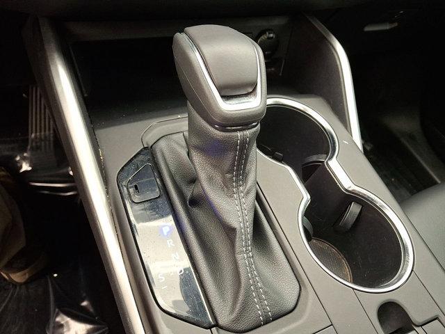used 2022 Toyota Highlander car, priced at $39,993