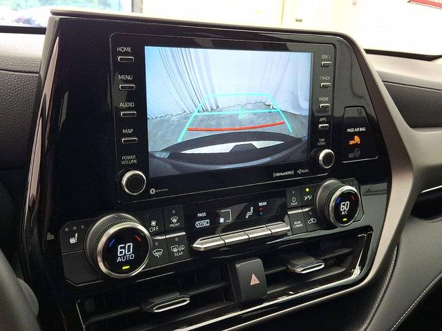 used 2022 Toyota Highlander car, priced at $39,993