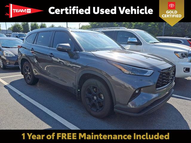 used 2022 Toyota Highlander car, priced at $40,991