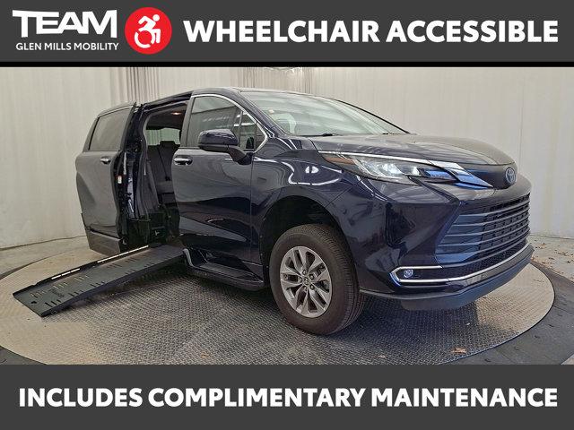 used 2022 Toyota Sienna car, priced at $79,995