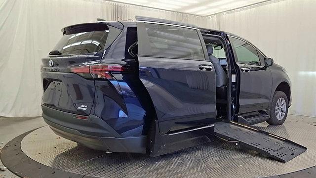 used 2022 Toyota Sienna car, priced at $79,995
