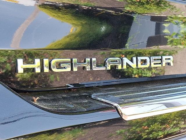 new 2025 Toyota Highlander car, priced at $54,813