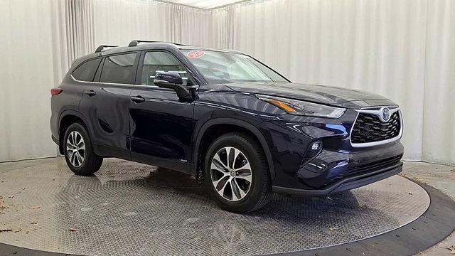 used 2023 Toyota Highlander car, priced at $44,992