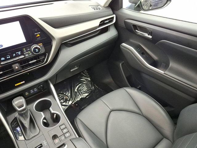 used 2023 Toyota Highlander car, priced at $44,992