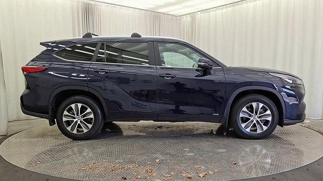 used 2023 Toyota Highlander car, priced at $44,992