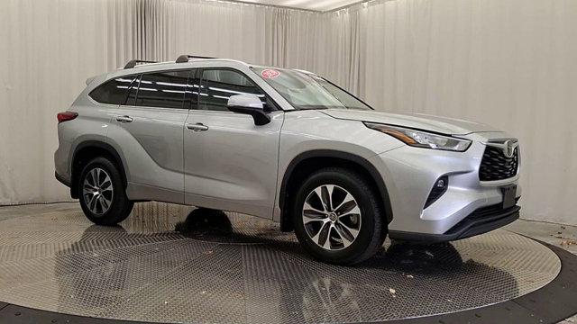 used 2020 Toyota Highlander car, priced at $31,991