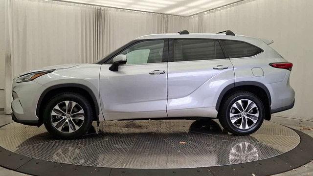 used 2020 Toyota Highlander car, priced at $31,991