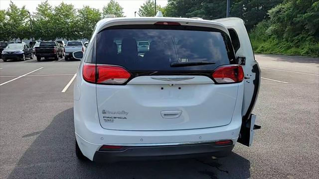 used 2017 Chrysler Pacifica car, priced at $29,900