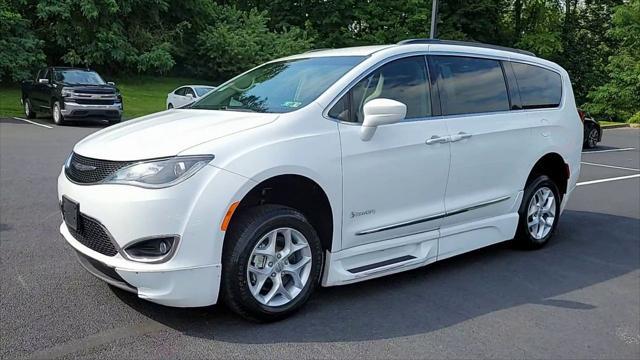 used 2017 Chrysler Pacifica car, priced at $29,900