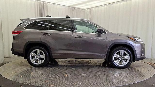 used 2017 Toyota Highlander car, priced at $25,993