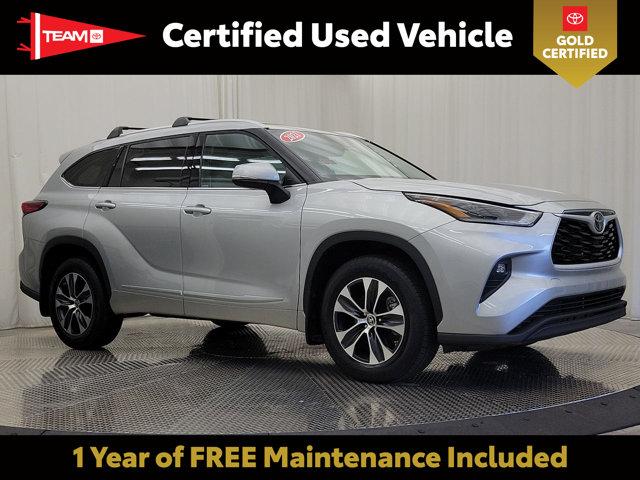 used 2021 Toyota Highlander car, priced at $36,991