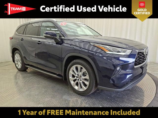 used 2022 Toyota Highlander car, priced at $44,991
