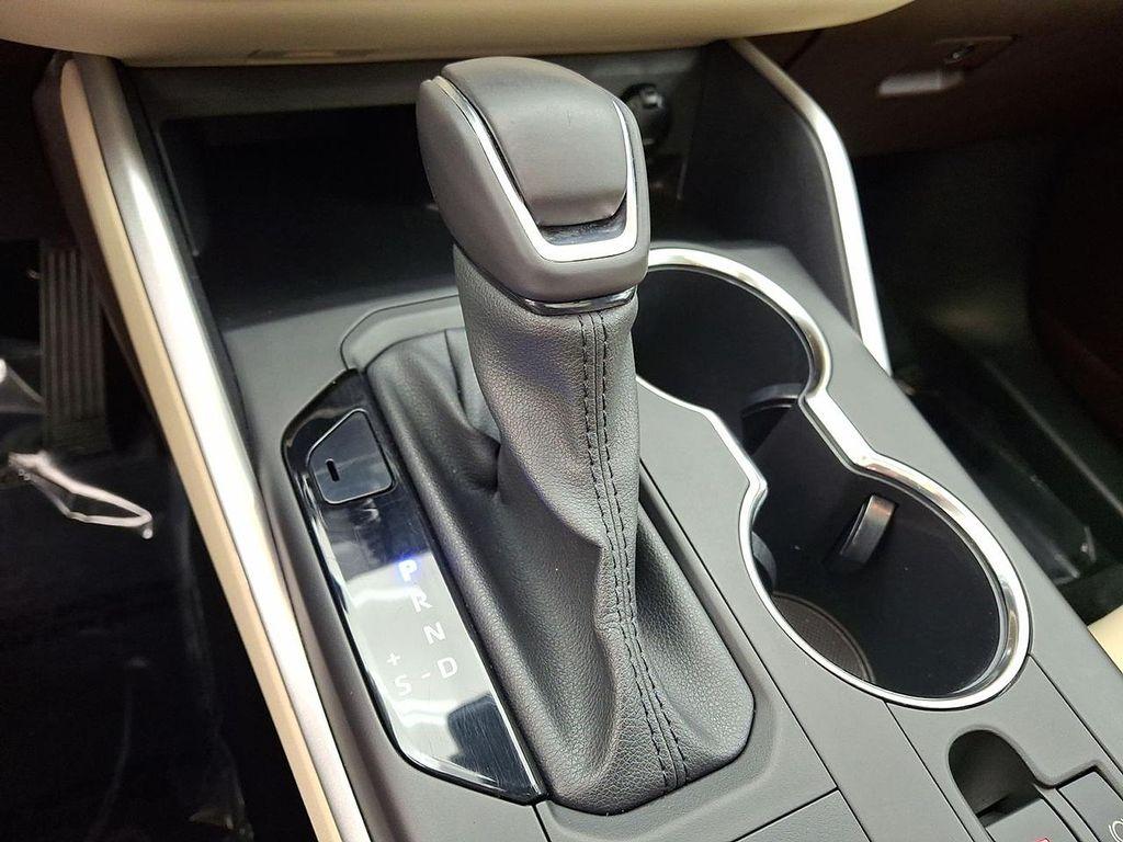 used 2020 Toyota Highlander Hybrid car, priced at $33,991