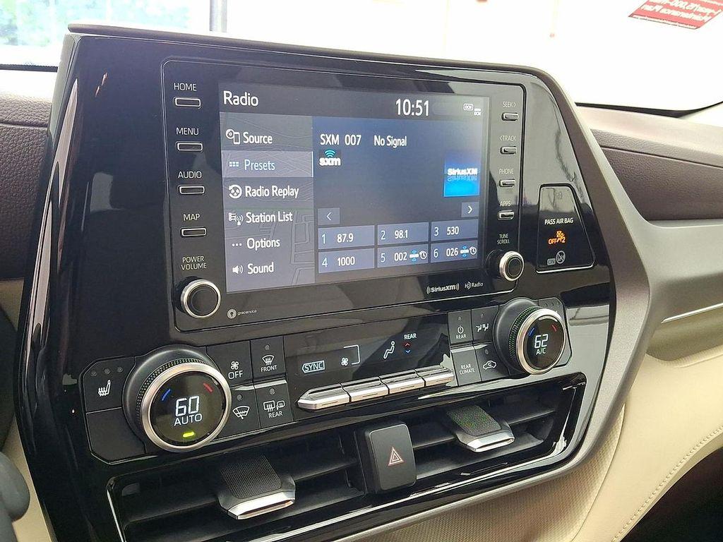 used 2020 Toyota Highlander Hybrid car, priced at $33,991