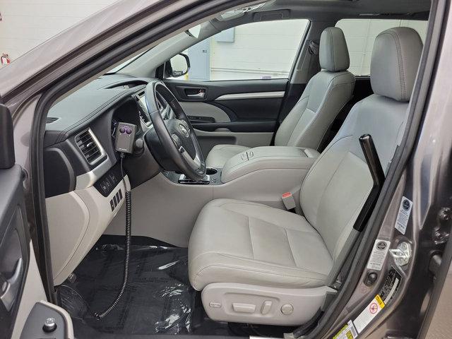 used 2018 Toyota Highlander car, priced at $45,995