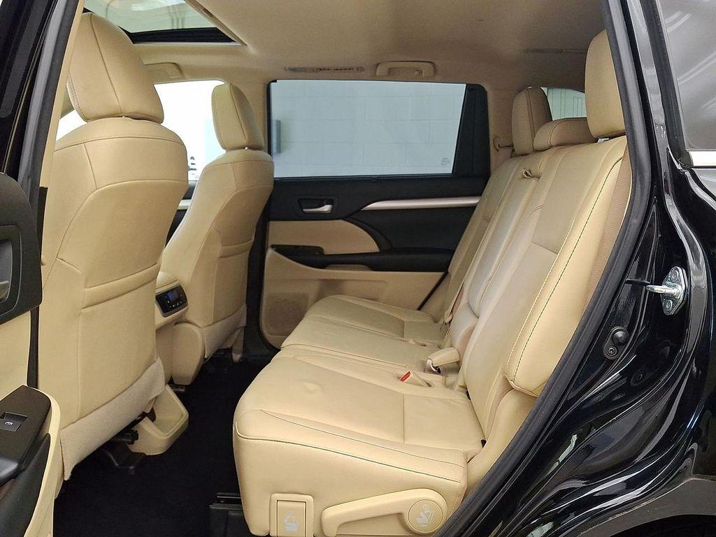 used 2018 Toyota Highlander car, priced at $23,992