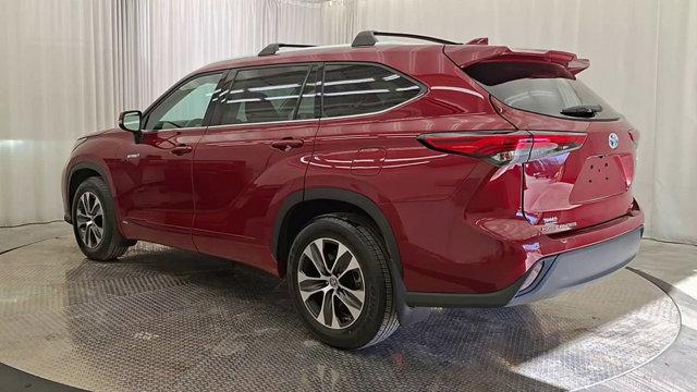 used 2021 Toyota Highlander Hybrid car, priced at $35,991