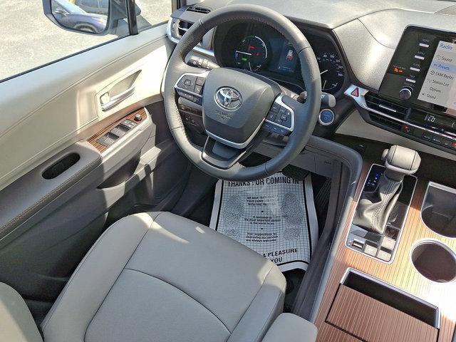 used 2024 Toyota Sienna car, priced at $79,995