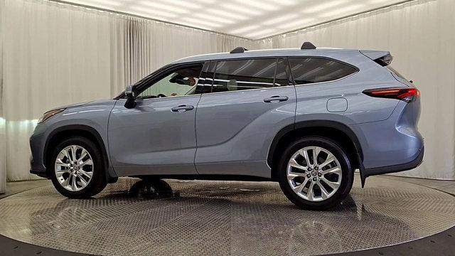 used 2024 Toyota Highlander car, priced at $49,991