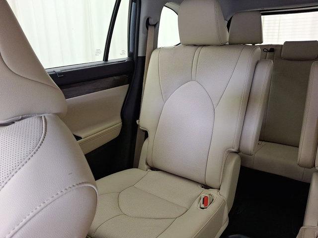 used 2024 Toyota Highlander car, priced at $49,991