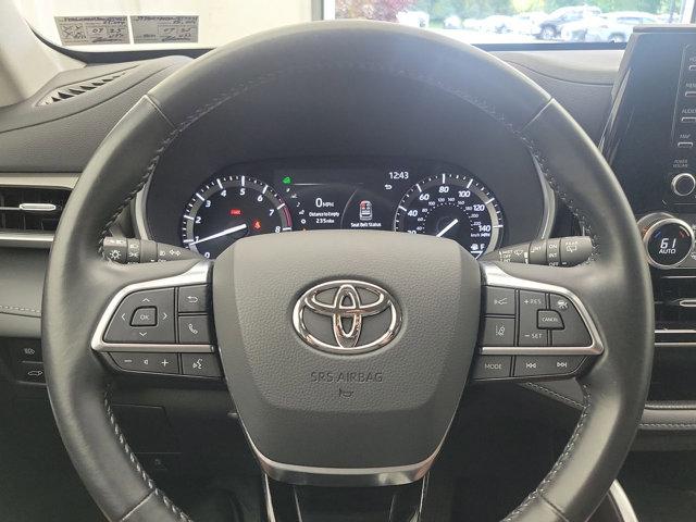 used 2021 Toyota Highlander car, priced at $36,991