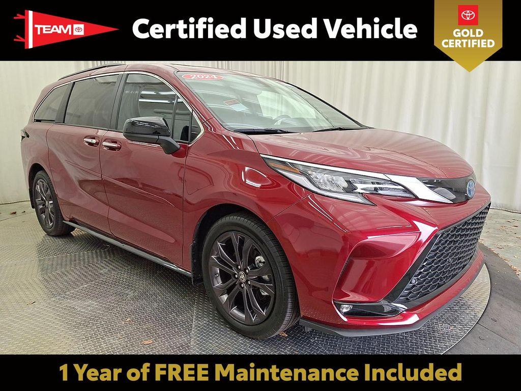 used 2024 Toyota Sienna car, priced at $49,991