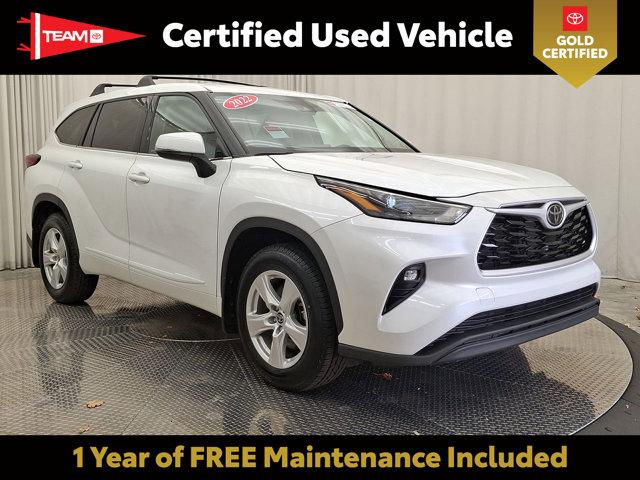 used 2022 Toyota Highlander car, priced at $32,991