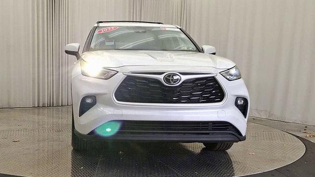 used 2022 Toyota Highlander car, priced at $32,991