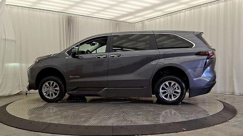 used 2025 Toyota Sienna car, priced at $89,995
