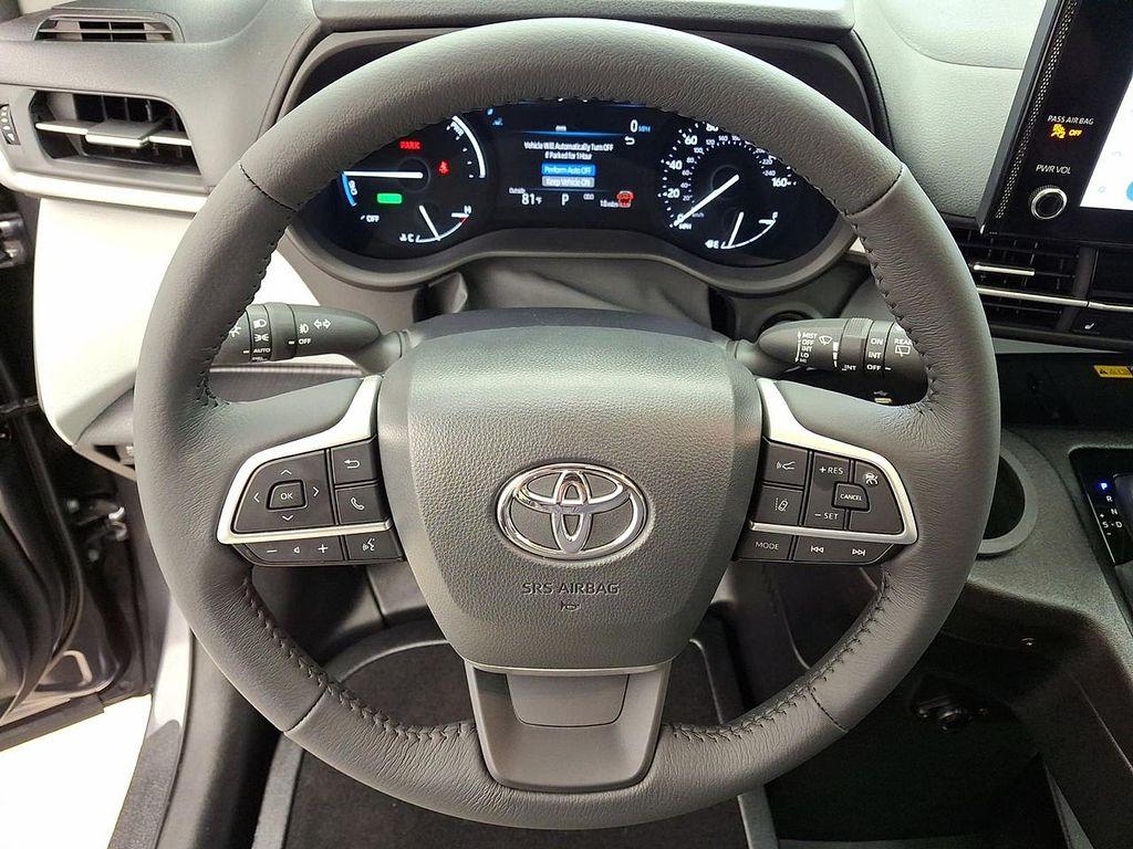 used 2025 Toyota Sienna car, priced at $89,995