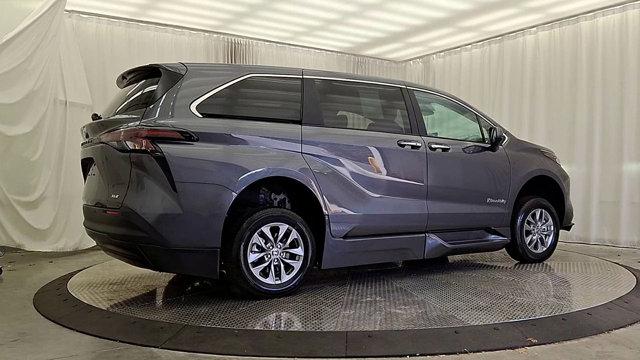 used 2025 Toyota Sienna car, priced at $89,995