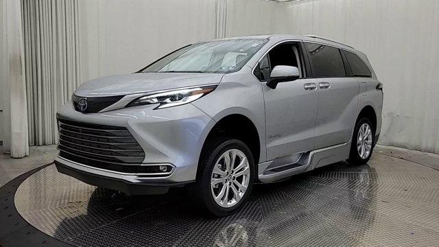 used 2022 Toyota Sienna car, priced at $92,500