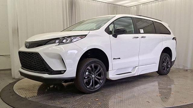 used 2025 Toyota Sienna car, priced at $98,750