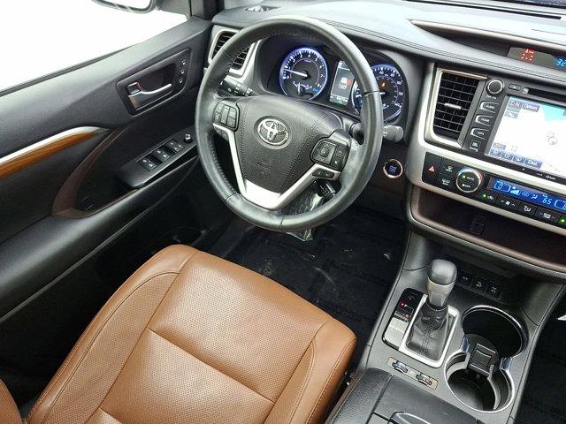 used 2019 Toyota Highlander car, priced at $30,493