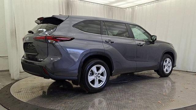 used 2024 Toyota Highlander car, priced at $40,492