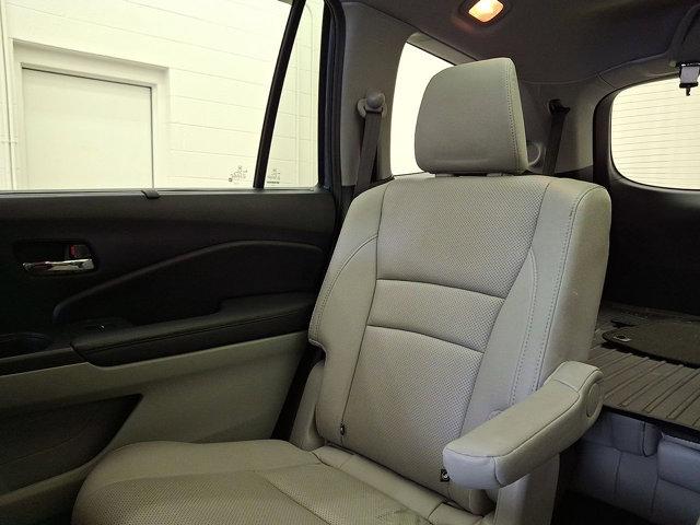 used 2020 Honda Pilot car, priced at $29,992