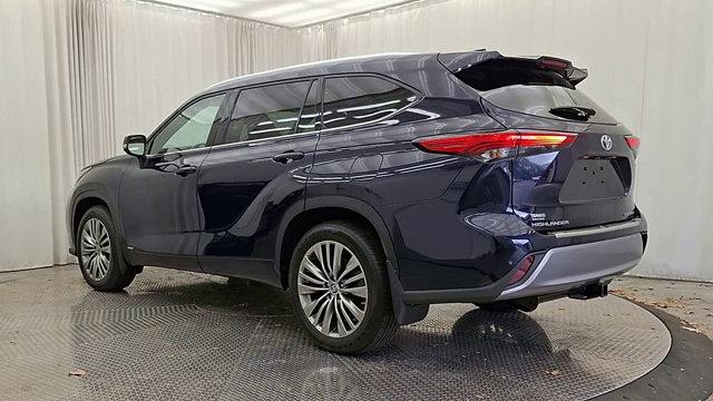 used 2022 Toyota Highlander car, priced at $43,993