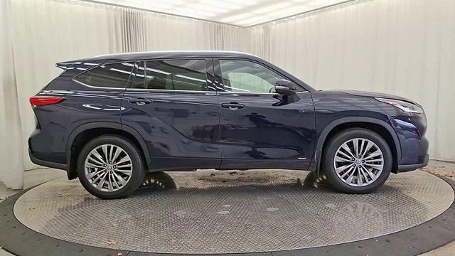 used 2022 Toyota Highlander car, priced at $43,993
