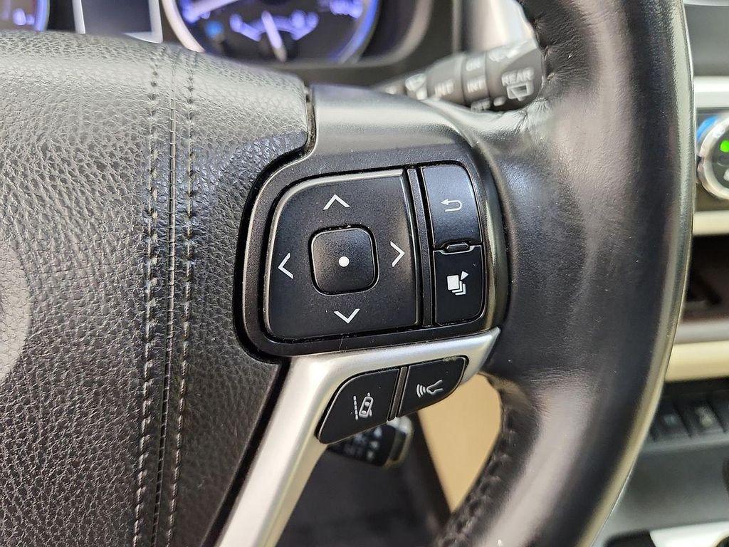 used 2019 Toyota Highlander car, priced at $23,993