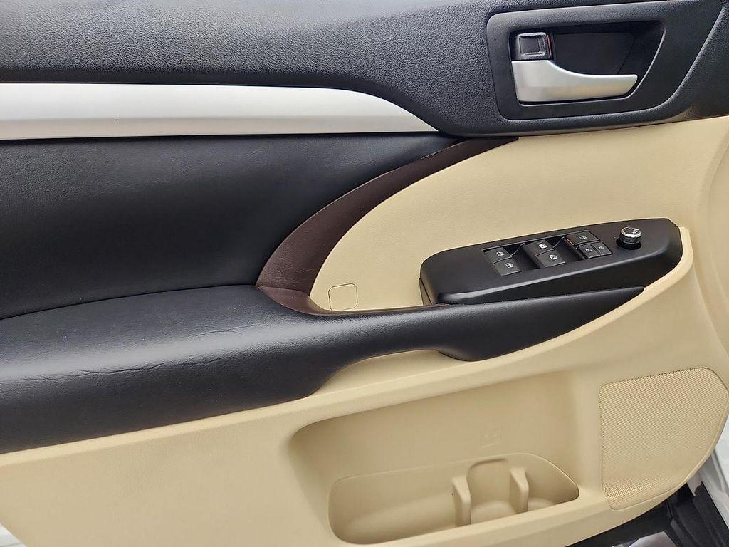 used 2019 Toyota Highlander car, priced at $23,993