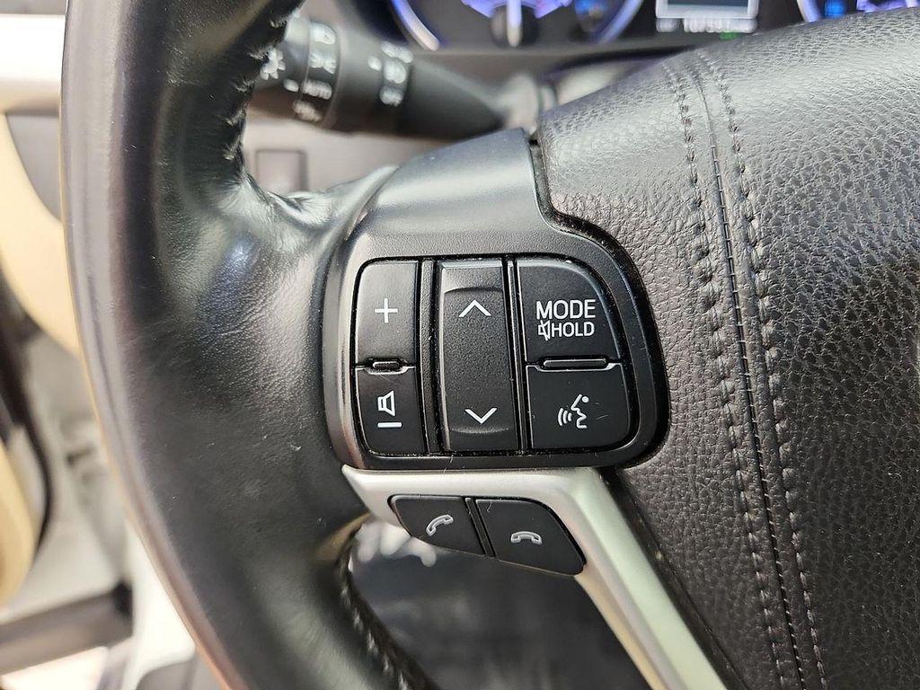 used 2019 Toyota Highlander car, priced at $23,993