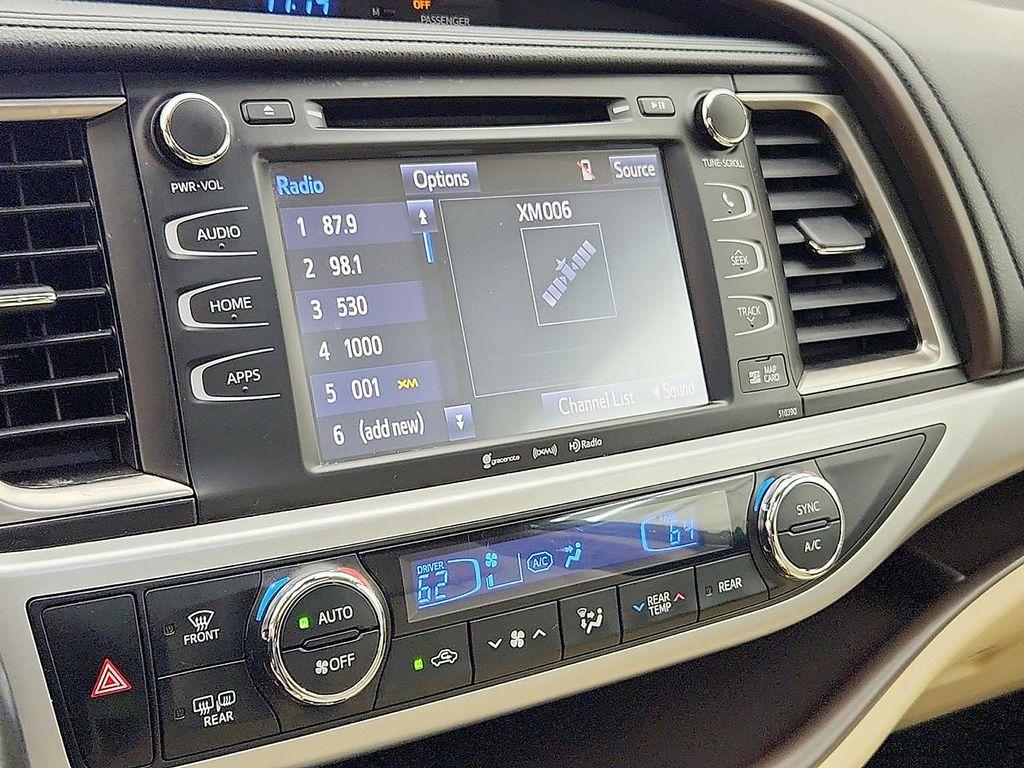 used 2019 Toyota Highlander car, priced at $23,993